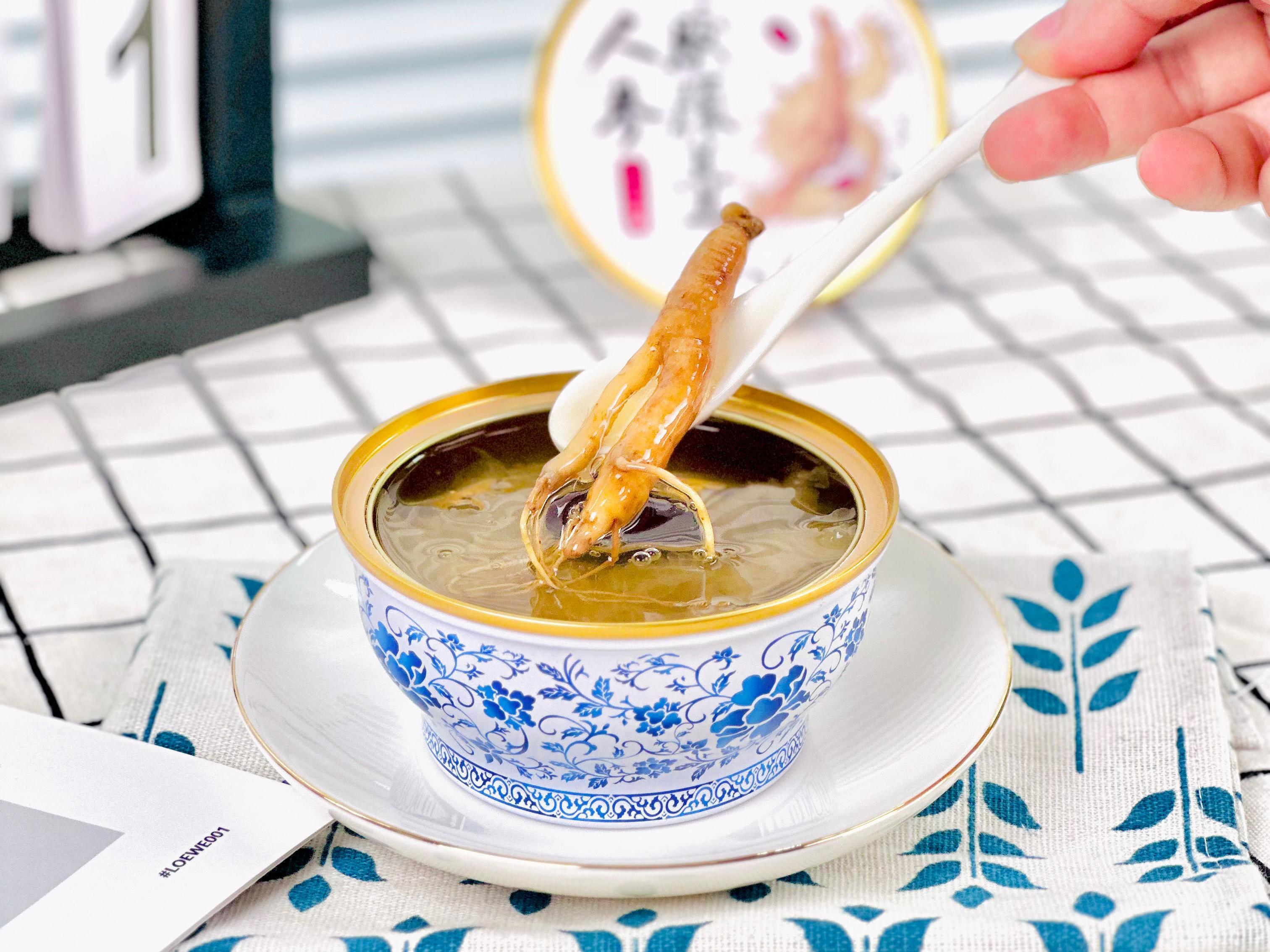 최근 회사 사례 Ginseng Functional Drink: 건강 을 양성 하는 것 과 현대 사람 들 의 건강 을 양성 하는 두 가지 선택